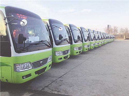 10部“中国红”纯电动公交车投入运营 首次配置PM2.5自动过滤净化系统
