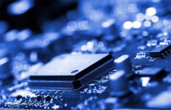打击投机炒作、捂盘惜售，新能源汽车产业拒绝“被收割