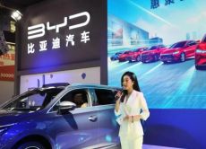 中国车市，旧王退位，新王诞生！落后百年的中国汽车工业崛起