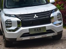 电动SUV：无限战争